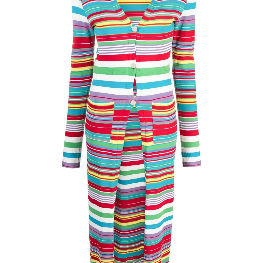 Кардиган в полоску с V-образным вырезом