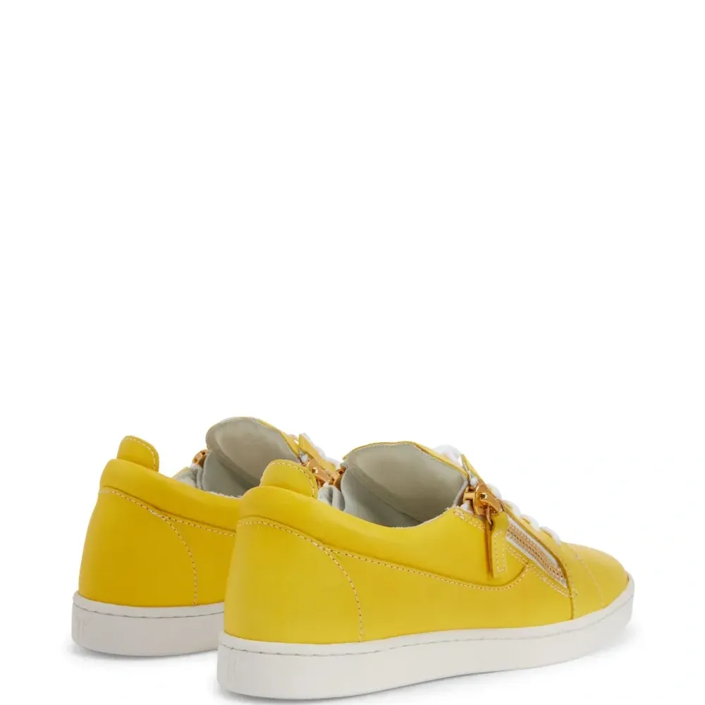 Кроссовки Nicki