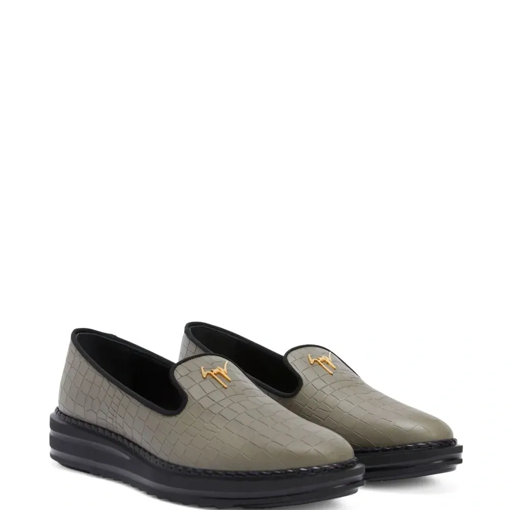 Лоферы Tim с логотипом