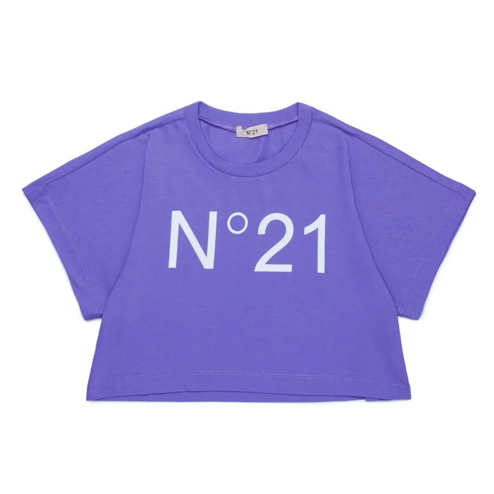 футболка с логотипом