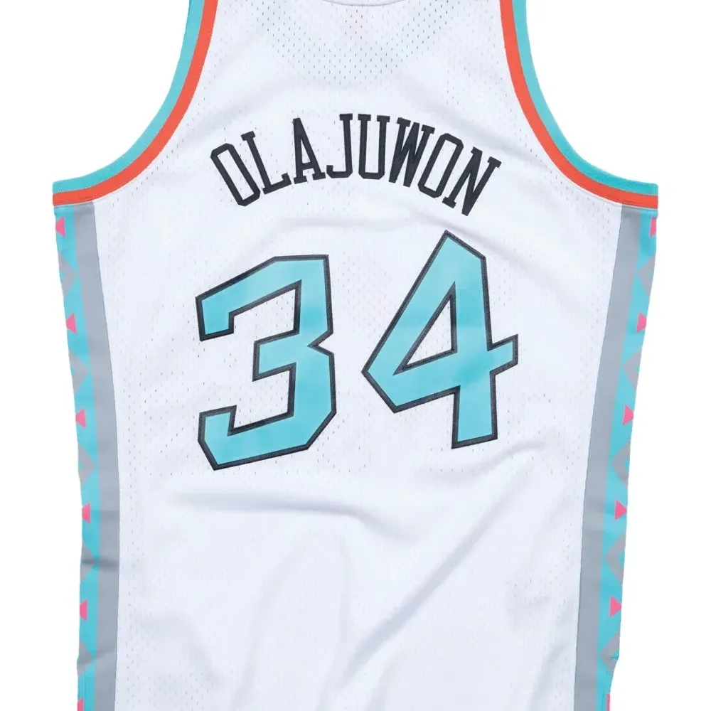 Топ All Star 96 Hakeem Olajuwon Swingman из коллаборации с NBA Топ All Star 96 Hakeem Olajuwon Swingman из коллаборации с NBA
