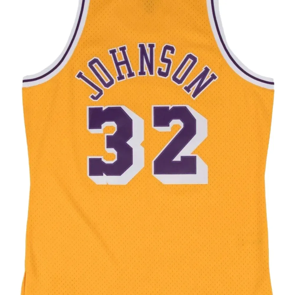 Топ Lakers 84 Magic Johnson Swingman Home из коллаборации с NBA