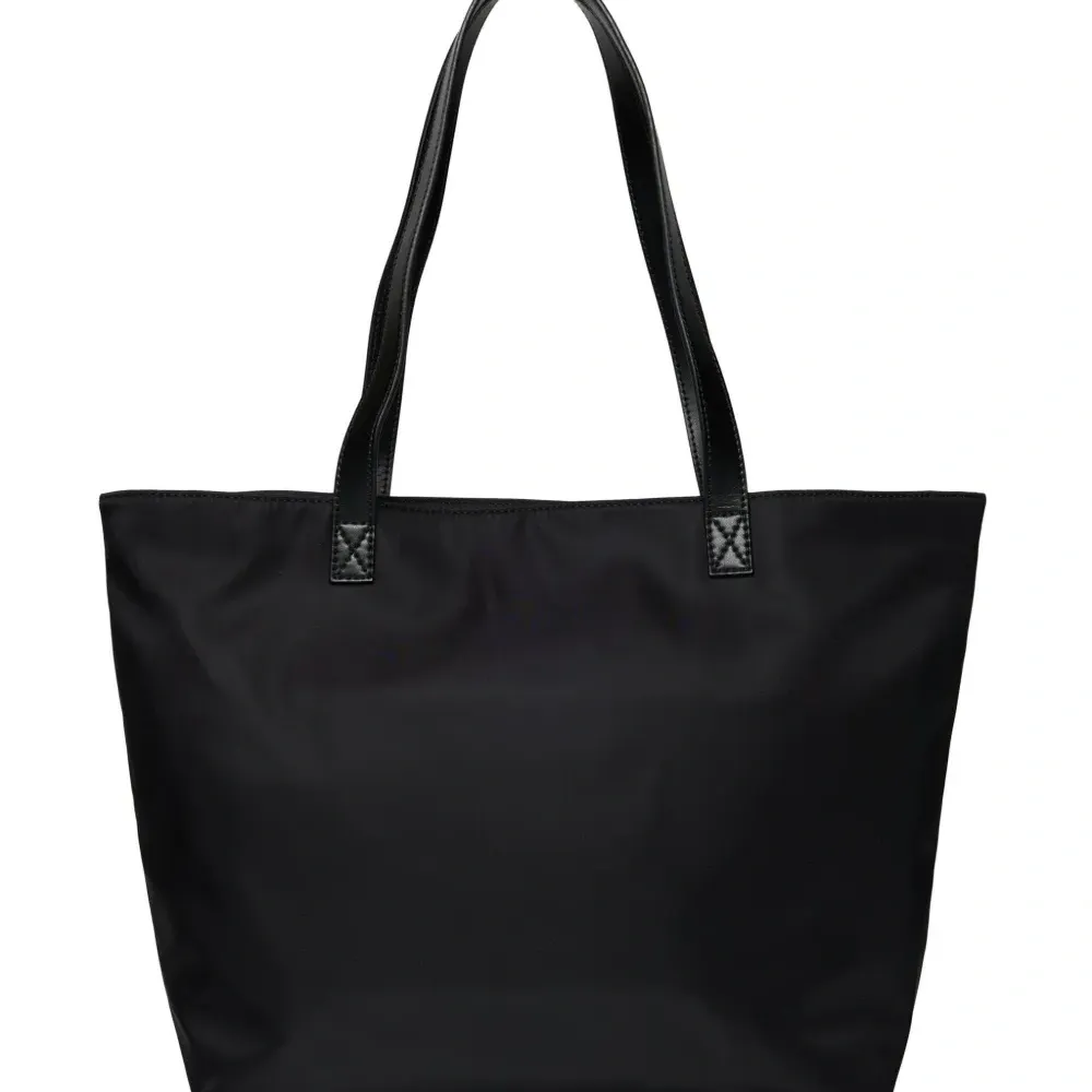 Сумка на плечо с вышитым логотипом