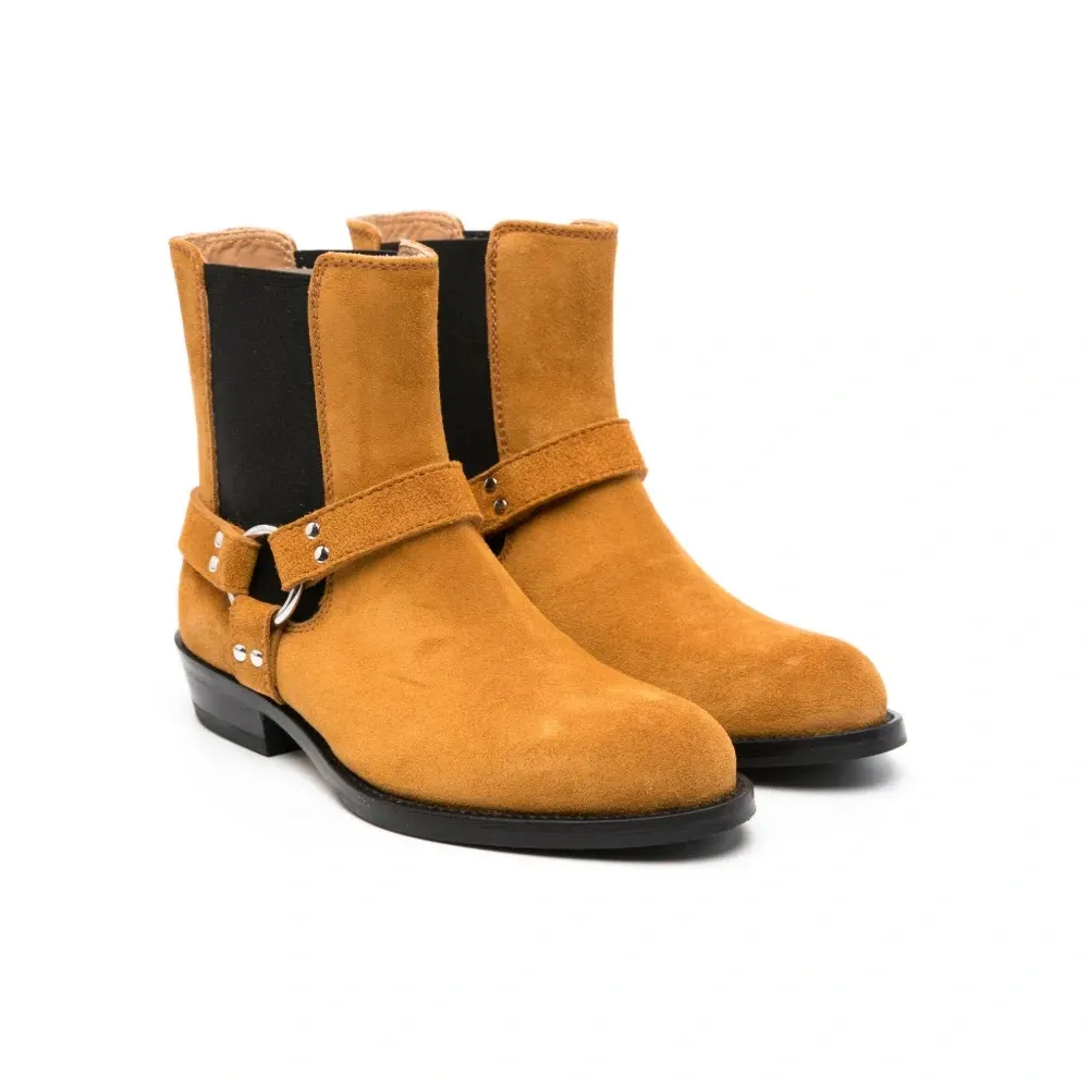 Ботинки с миндалевидным носком