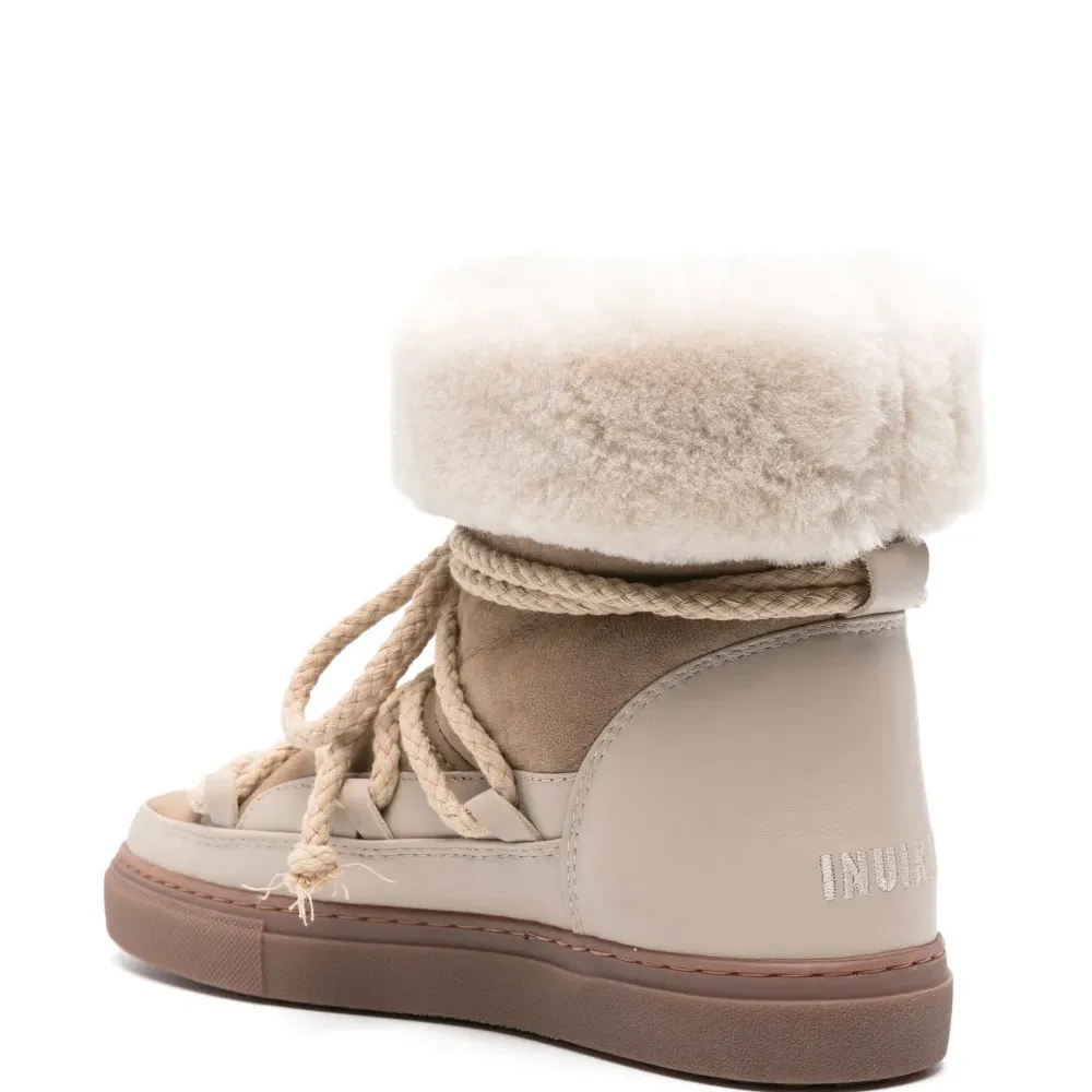 Ботинки с меховой отделкой Ботинки с меховой отделкой