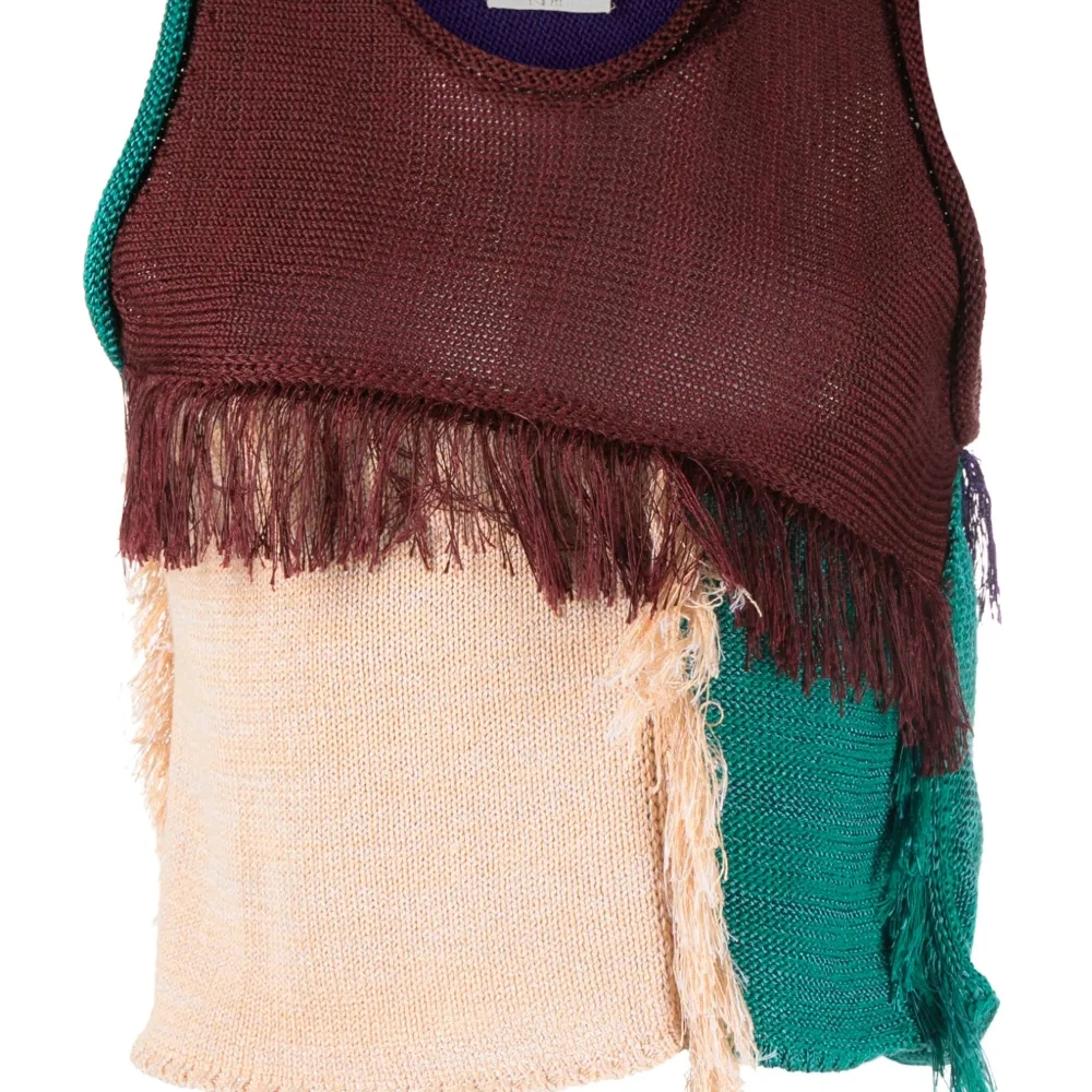 Топ в стиле колор-блок с бахромой