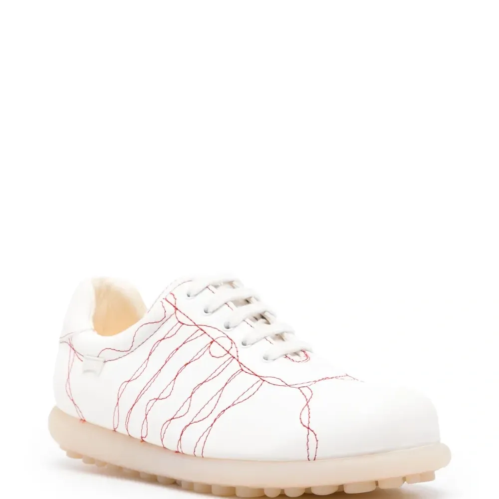 Кроссовки Pelotas Ariel с декоративной строчкой