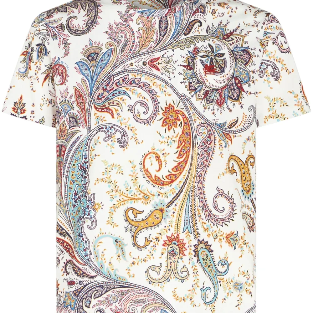 Футболка с принтом пейсли