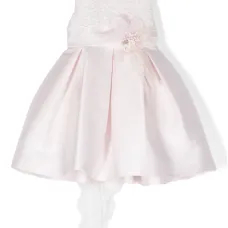 Ярусное платье с цветочной вышивкой и плиссировкой