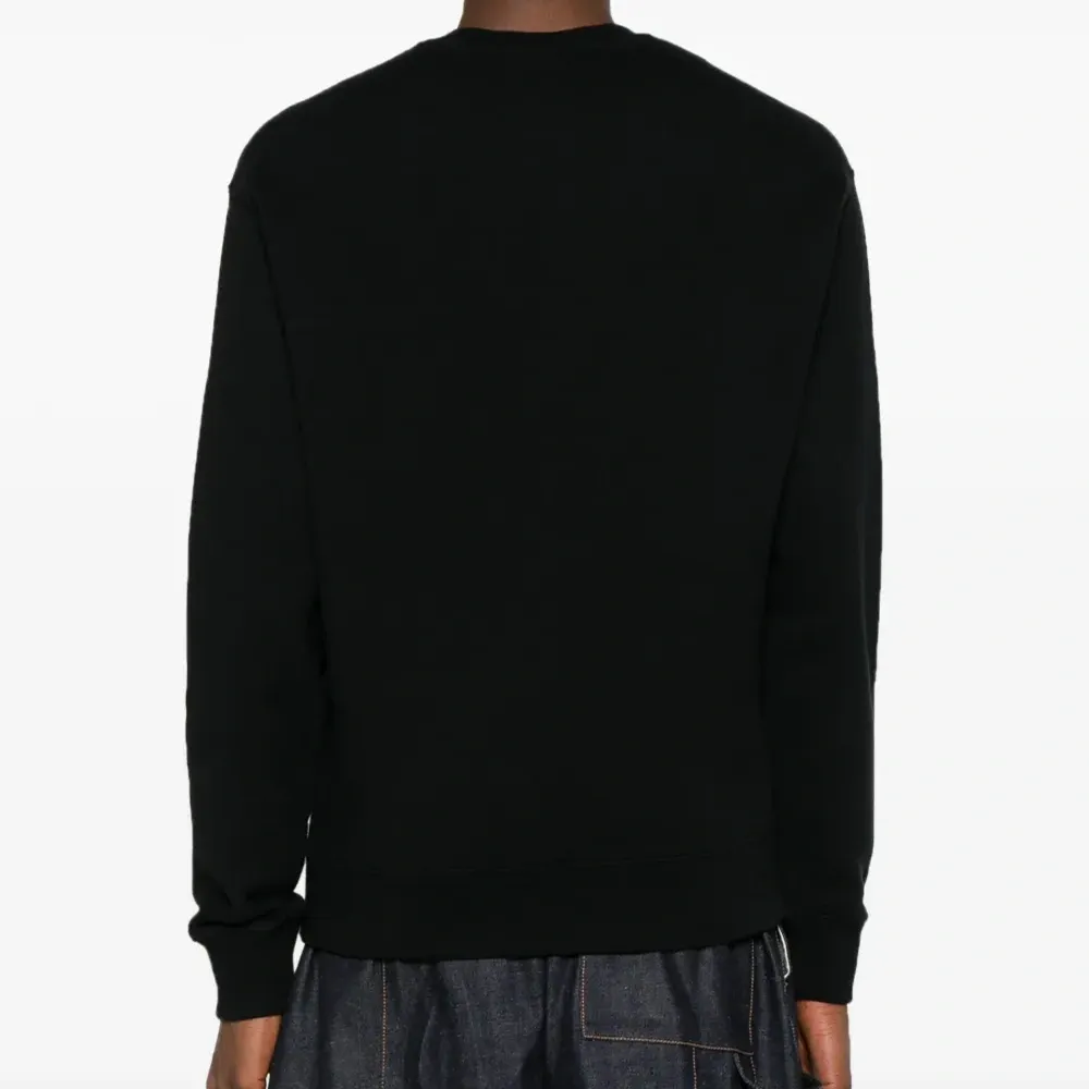 Толстовка с вышитым логотипом