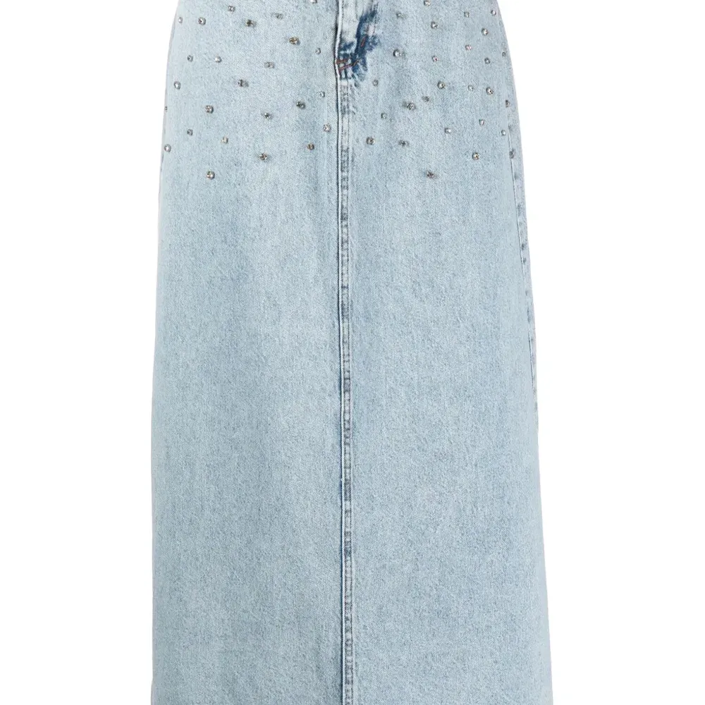 Джинсовая юбка миди с кристаллами