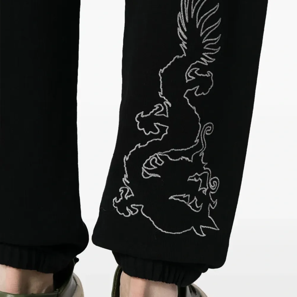 Спортивные брюки с вышитым логотипом
