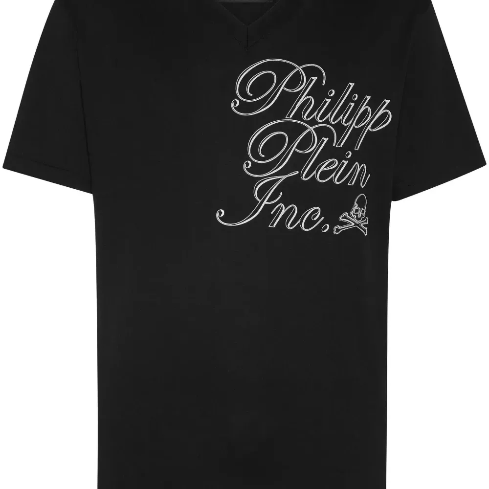 Футболка с логотипом