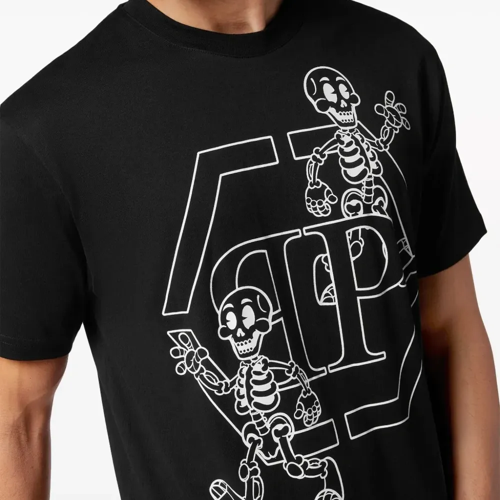 Футболка со стразами