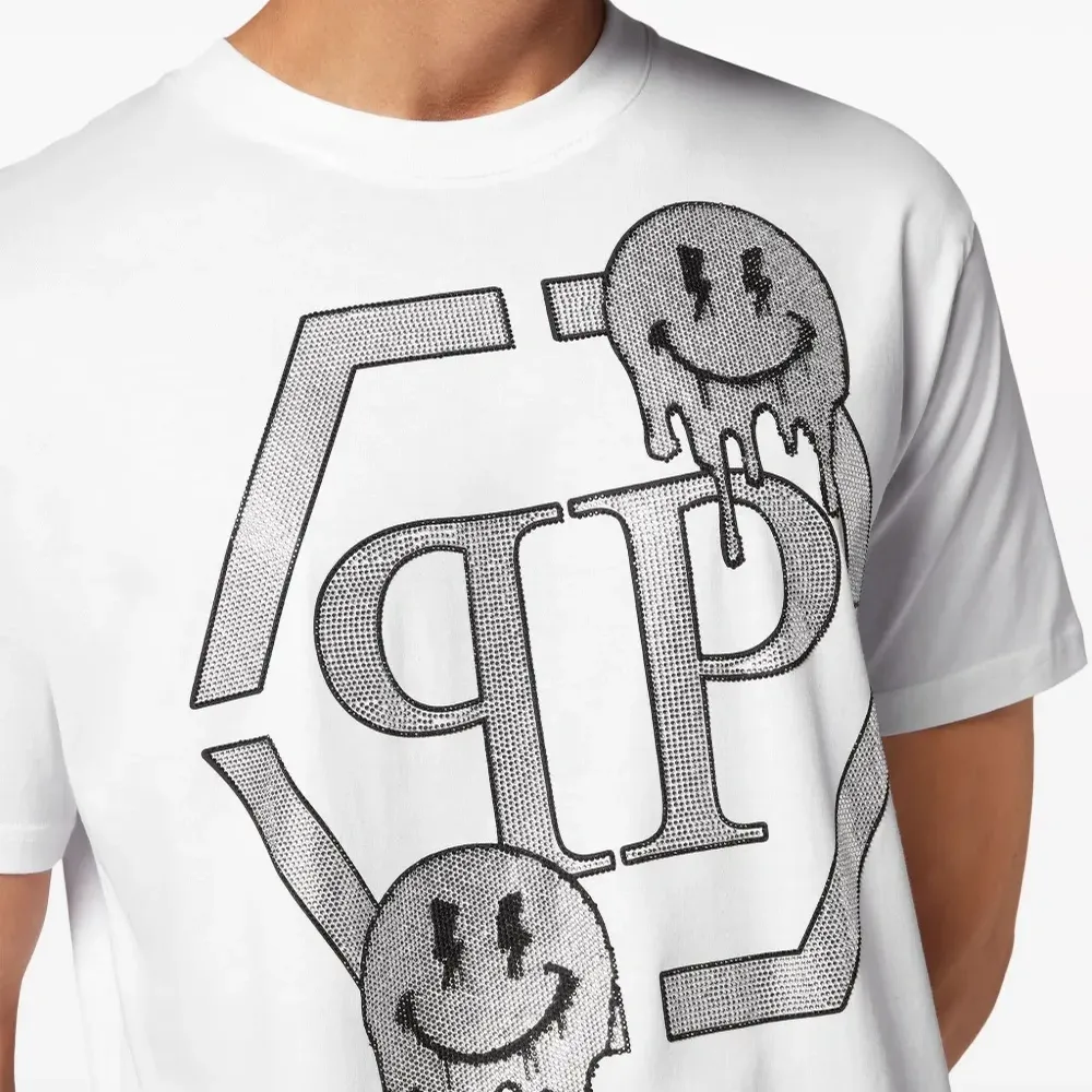 Футболка с логотипом