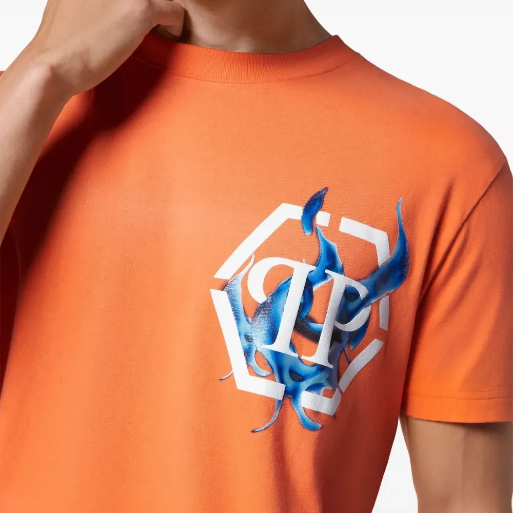 Футболка с логотипом Футболка с логотипом