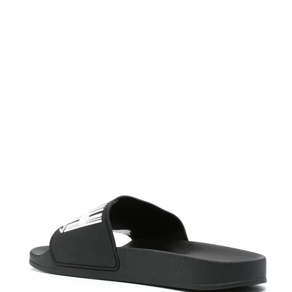 Шлепанцы с логотипом Шлепанцы с логотипом