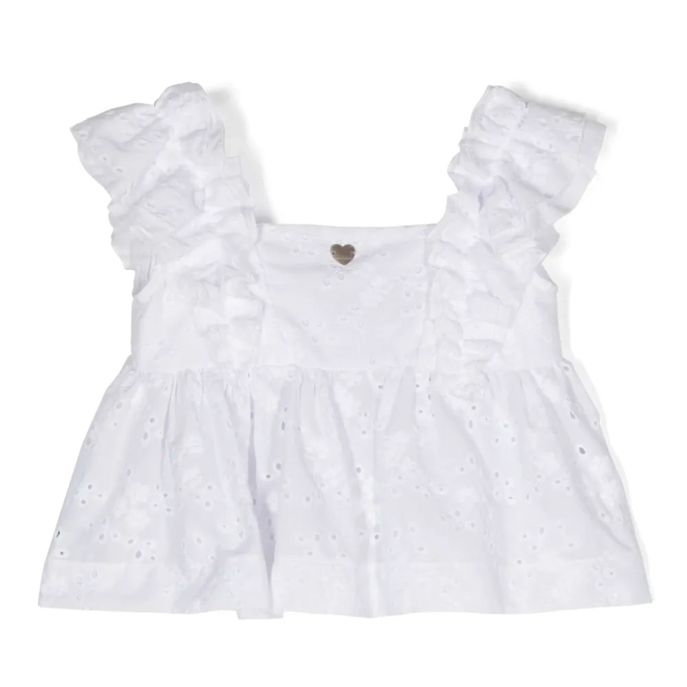 Блузка с английской вышивкой