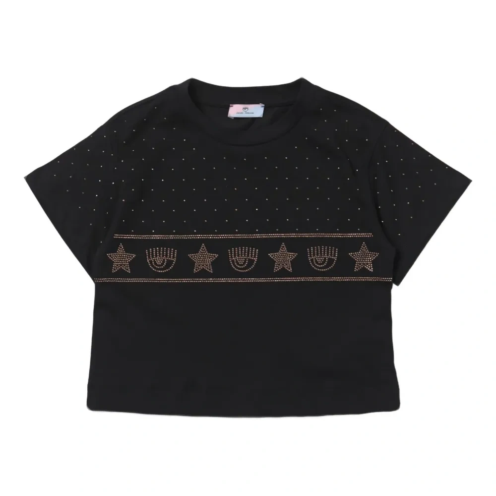 Футболка с заклепками