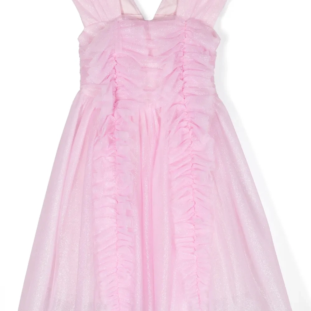 Платье с оборками и блестками Платье с оборками и блестками