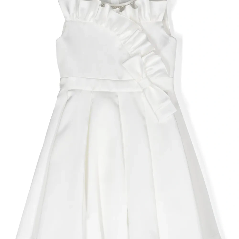 Платье с кристаллами и оборками Платье с кристаллами и оборками