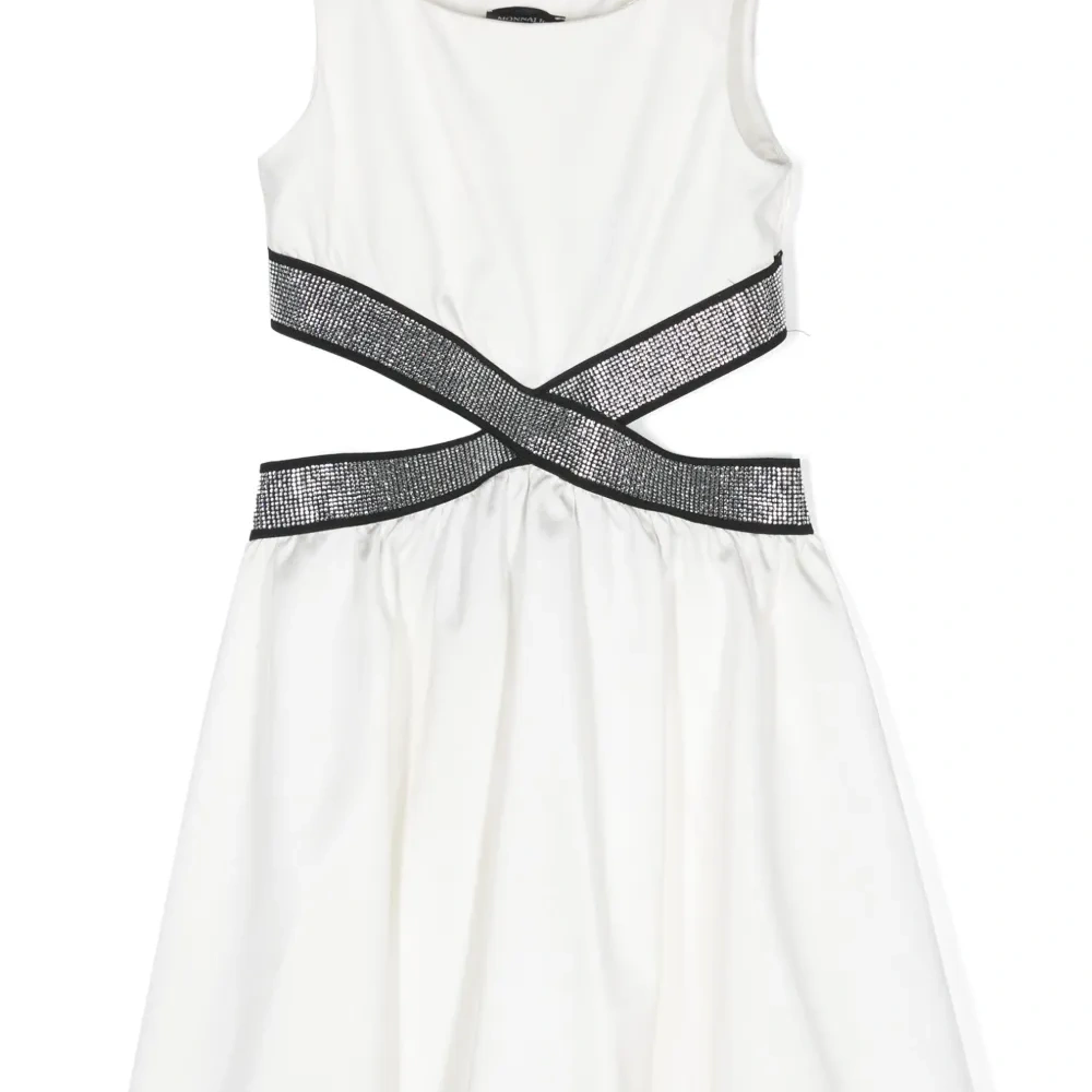 Платье со стразами и вырезами