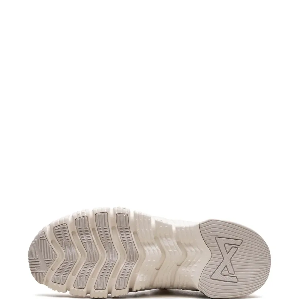 Кроссовки Free Metcon 3 All Petals United