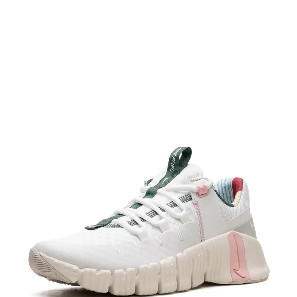 Кроссовки Free Metcon 3 All Petals United