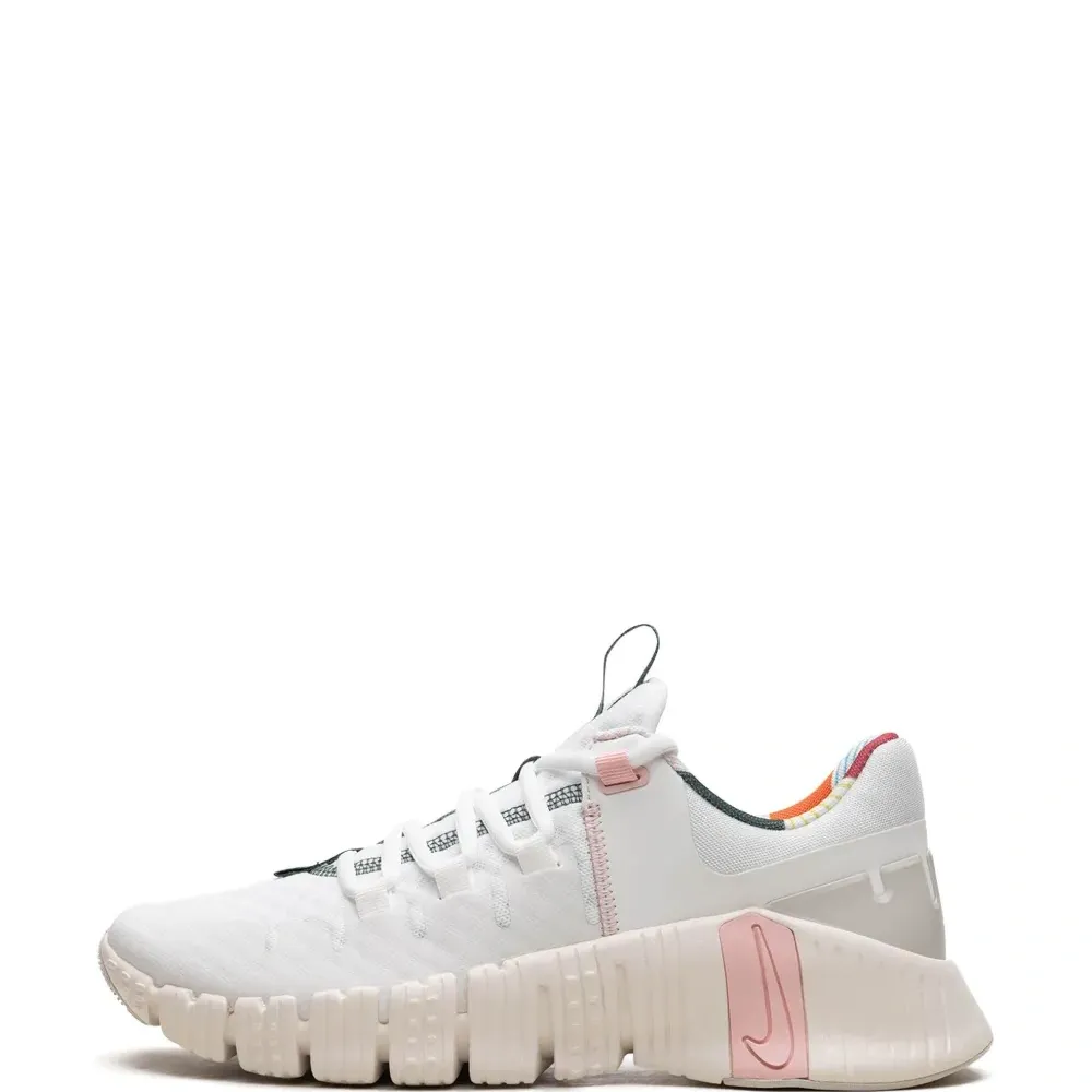 Кроссовки Free Metcon 3 All Petals United