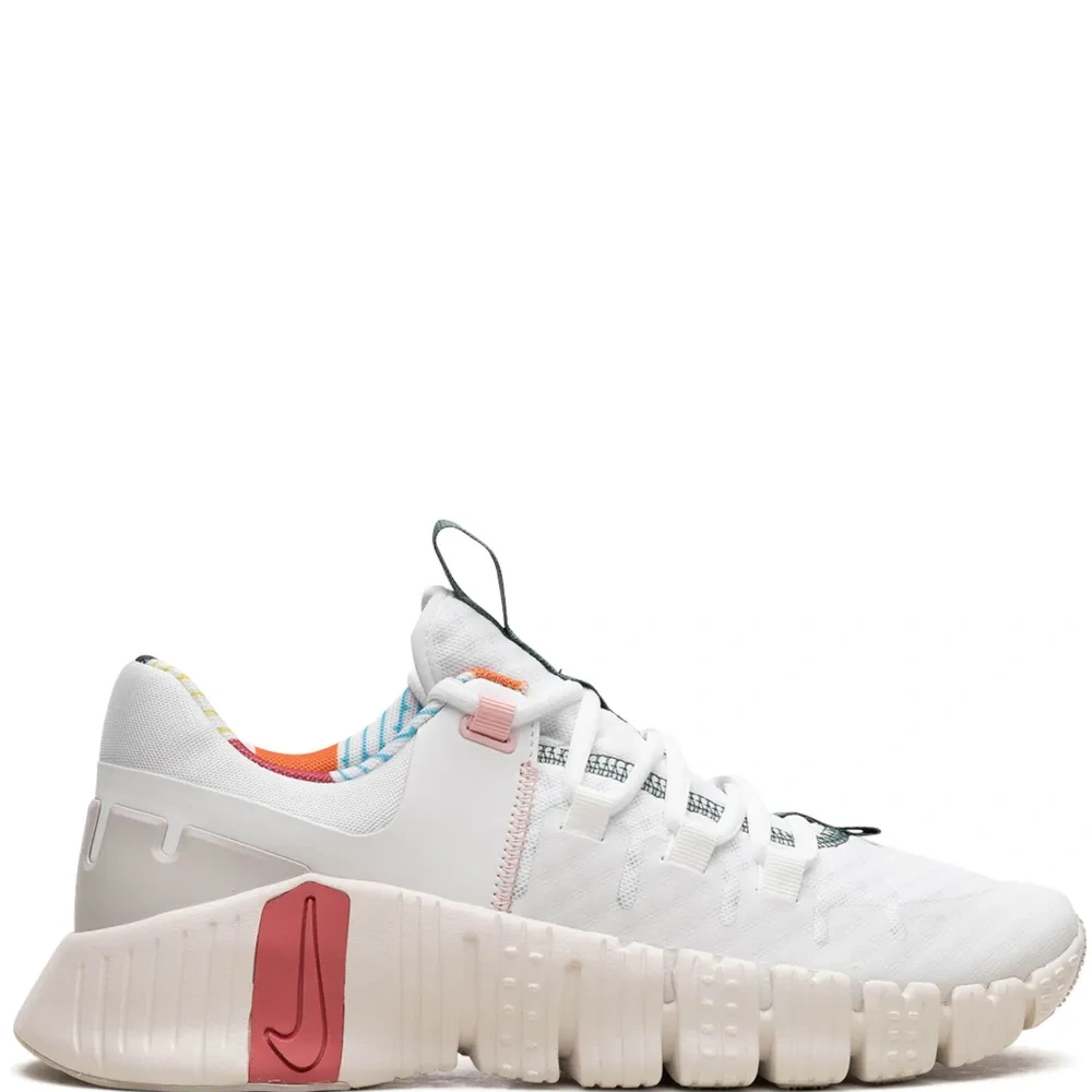 Кроссовки Free Metcon 3 All Petals United