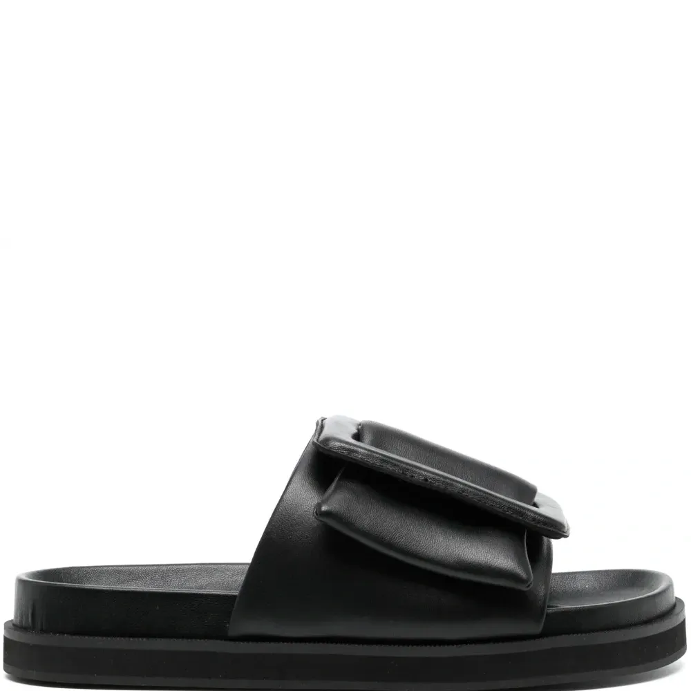 Босоножки Nola с пряжками