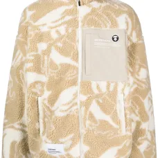 Куртка с камуфляжным принтом