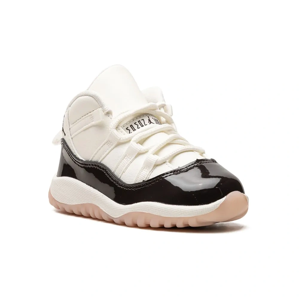 Кроссовки Air Jordan 11 Retro Neapolitan