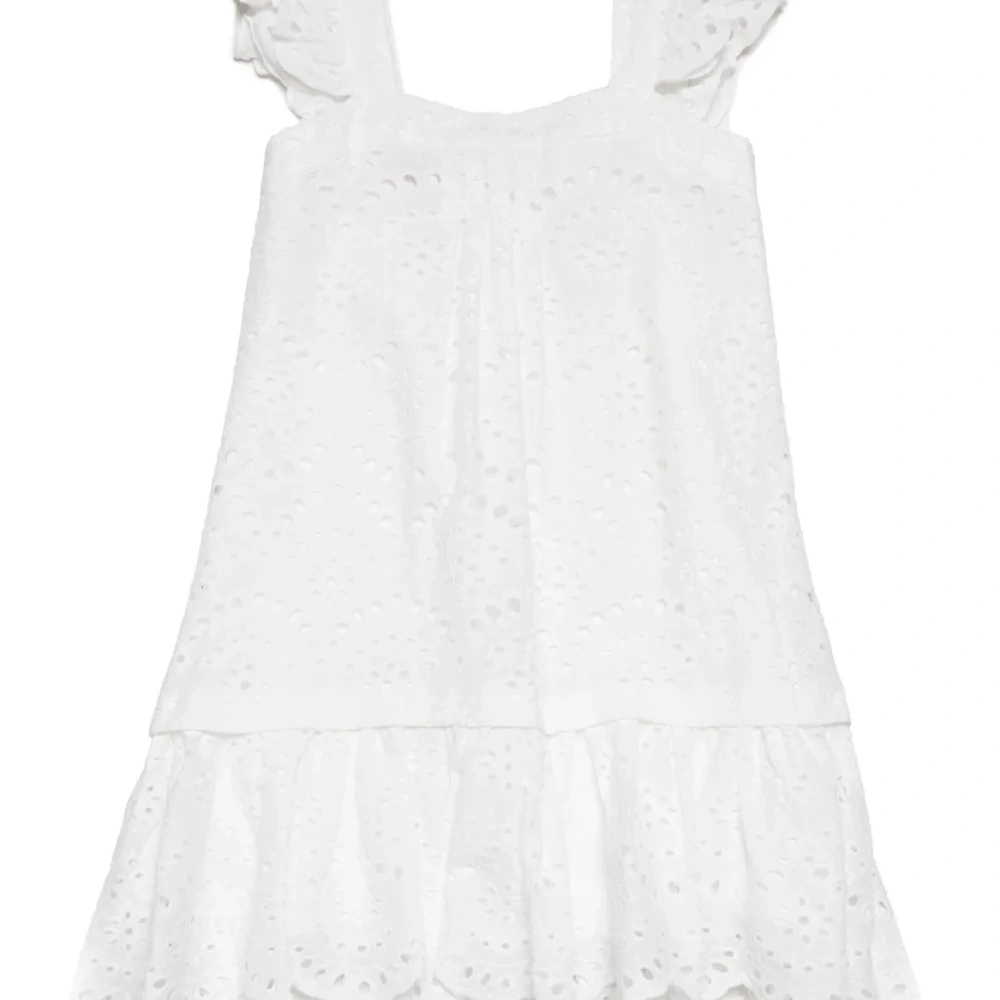 Платье с цветочным кружевом