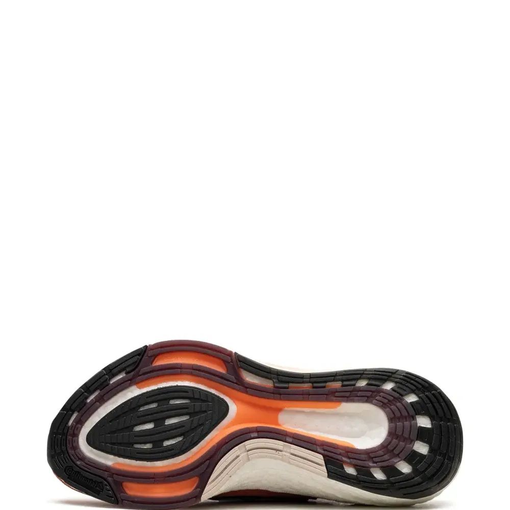 Кроссовки Ultraboost 22 'Wonder Red/Bliss Orange'