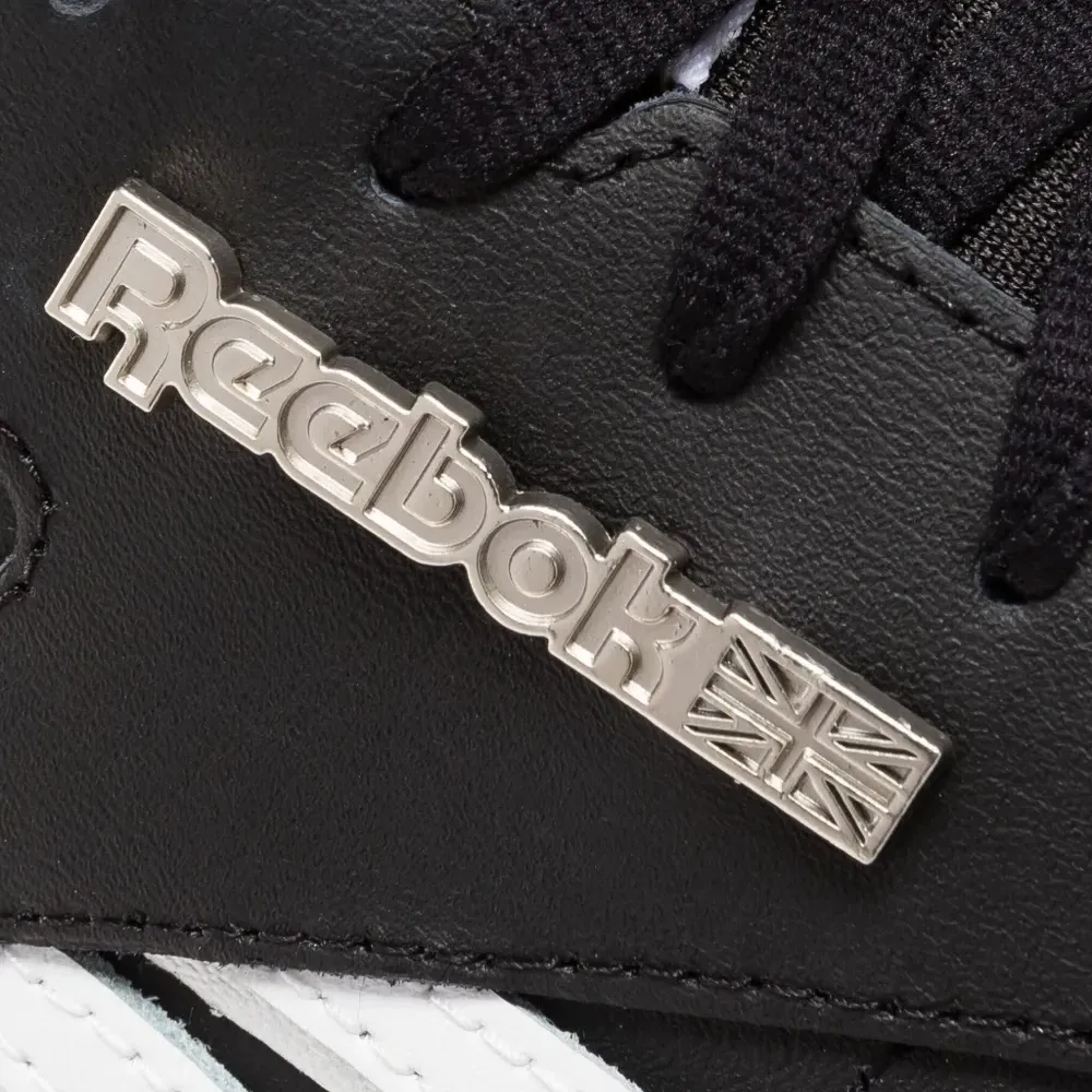 Кроссовки Classic