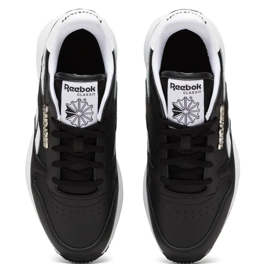 Кроссовки Classic