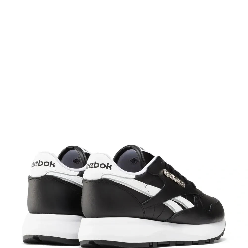 Кроссовки Classic