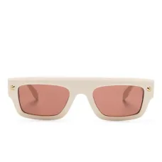 Солнцезащитные очки в прямоугольной оправе Солнцезащитные очки в прямоугольной оправе