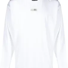 Футболка с длинными рукавами и нашивкой