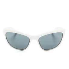 Солнцезащитные очки в овальной оправе