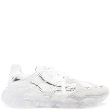 Массивные кроссовки на шнуровке