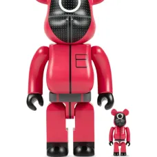 Набор фигурок x Squid Game Guard "Circle" BE@RBRICK 100% and 400% Набор фигурок x Squid Game Guard "Circle" BE@RBRICK 100% and 400%