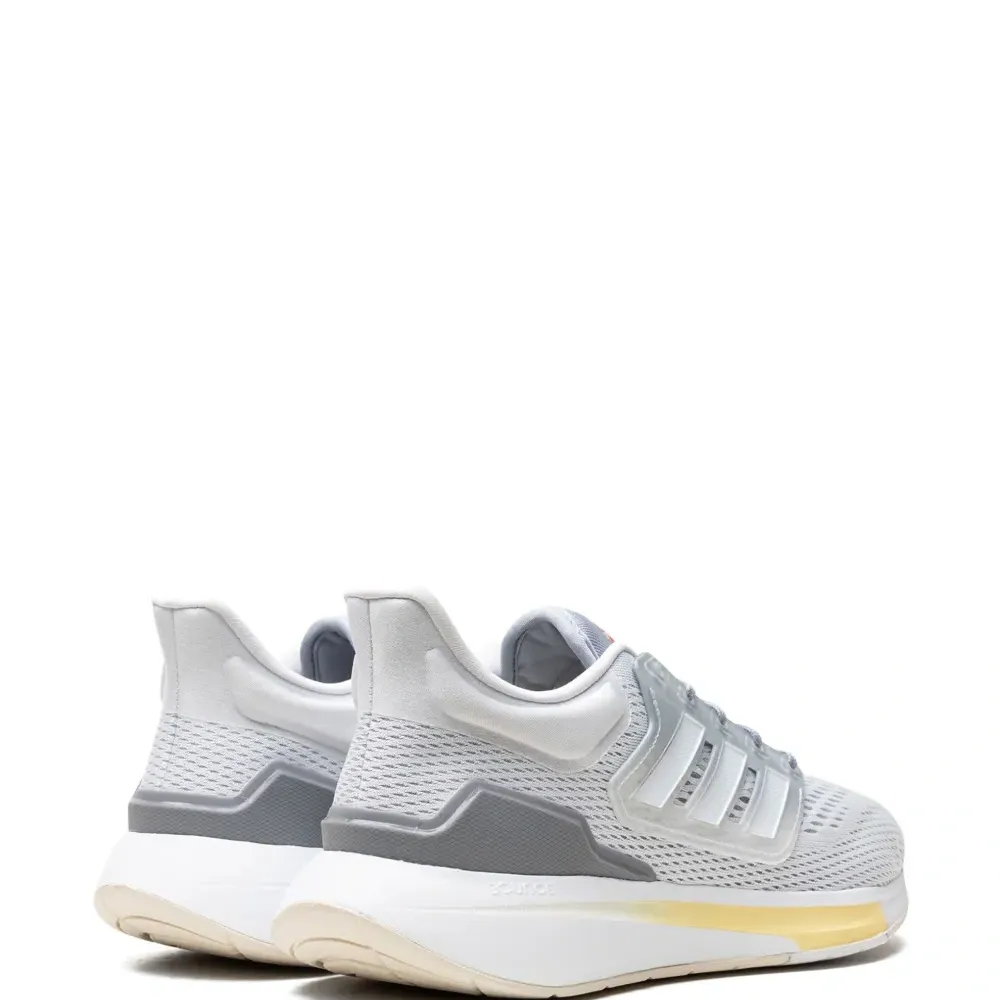 Кроссовки EQ21