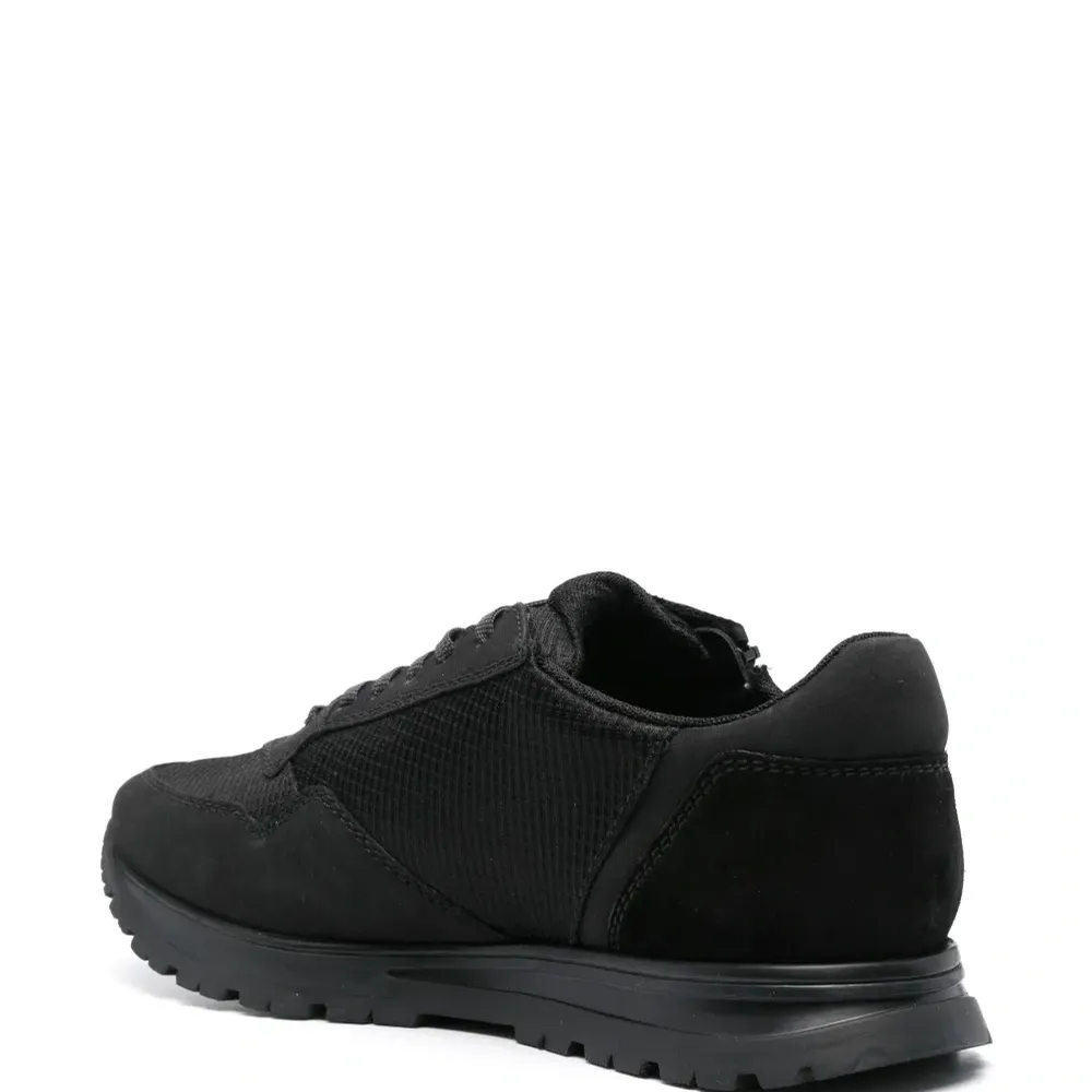 Кроссовки Philip со вставками