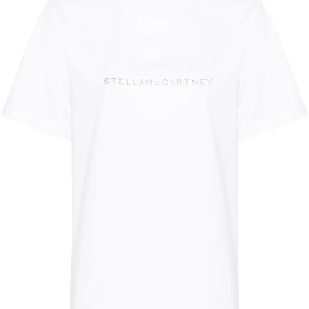 Футболка с логотипом