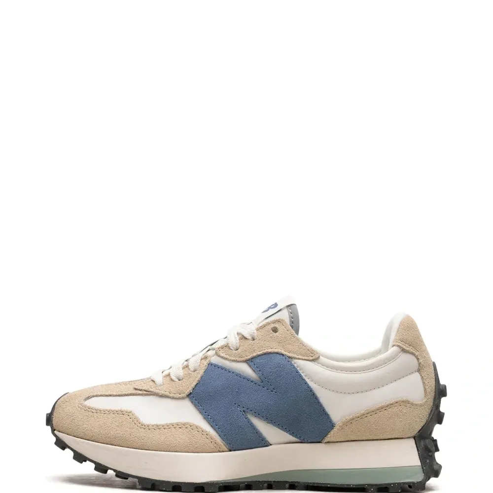 Кроссовки 327