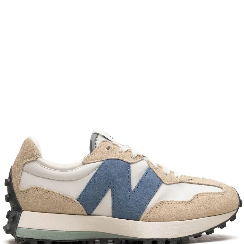 Кроссовки 327