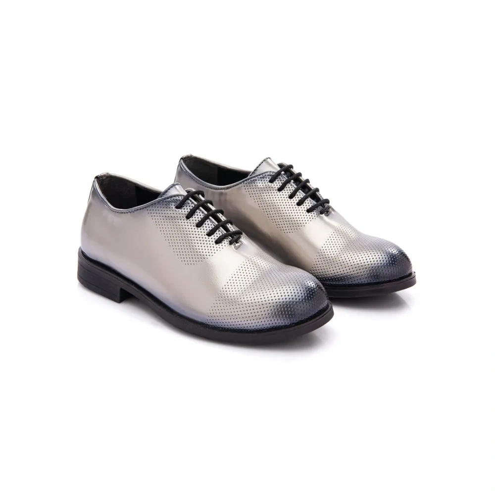 Оксфорды с эффектом металлик