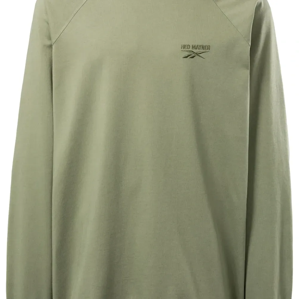 Футболка с длинными рукавами реглан и вышитым логотипом